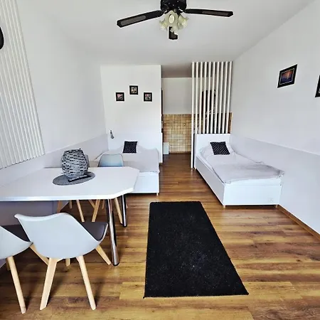 Fox Pokoje-apartament-domki